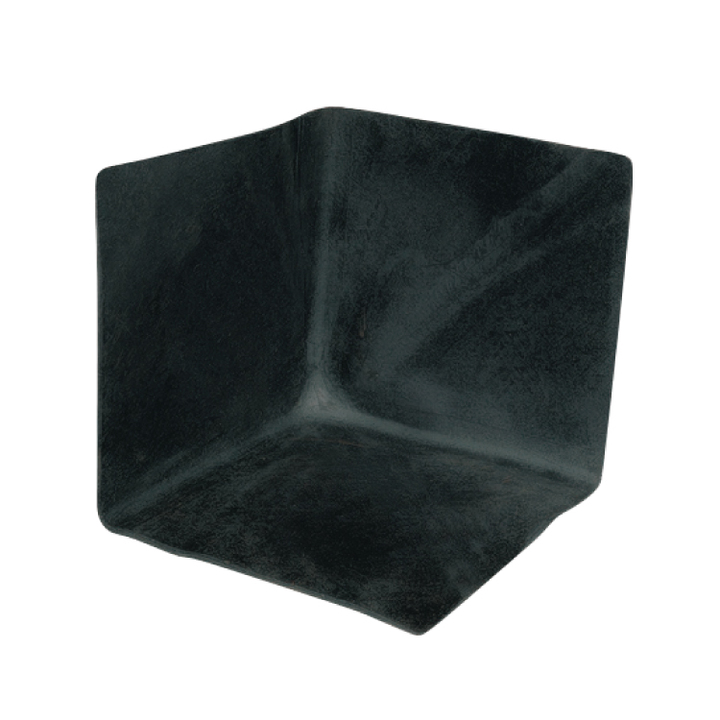 Prefabricated corners and corner profile made of polimeric bituminous membrane Prefabricated corners and corner profile made of polimeric bituminous membrane